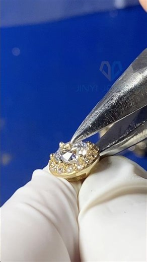 Stud earrings prong setting process#jewellery #jewelry #silver #factory #earrings #accessories #diy