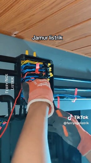 Instalasi Listrik Rumah Rapi dengan Pipa Conduit