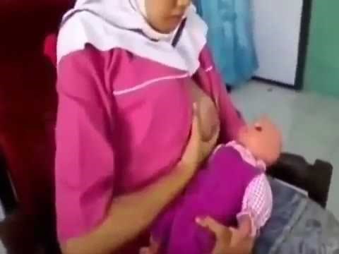 Cara menyusui bayi dengan benar