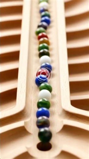 Infinite Rolling Marbles 🎨 Smooth Loop Motion | Relaxing ASMR Experience