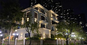 Mua Bán Biệt Thự, Liền Kề Vinhomes Golden River Ba Son T3/2026