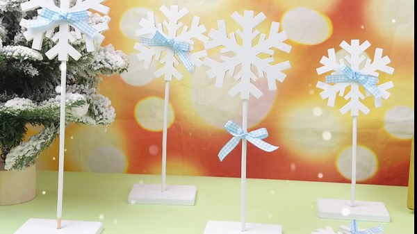 5 Pcs Christmas Snowflake Table Decorations Tall Standing Snowflake with Bowknot Wood Sign Block Winter Wooden Xmas Standing Table Sign Christmas Fireplace Decoration for Xmas Party