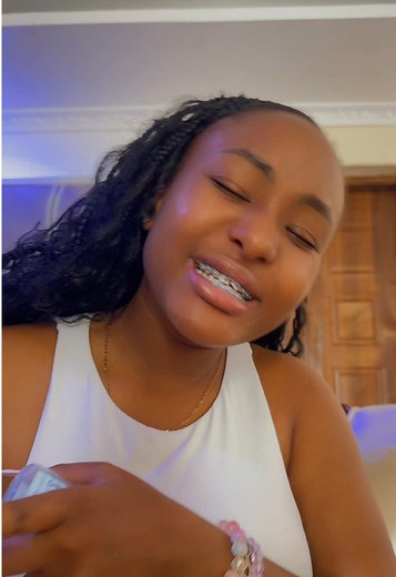 Minty Dental Floss Review: Are They Worth Trying?