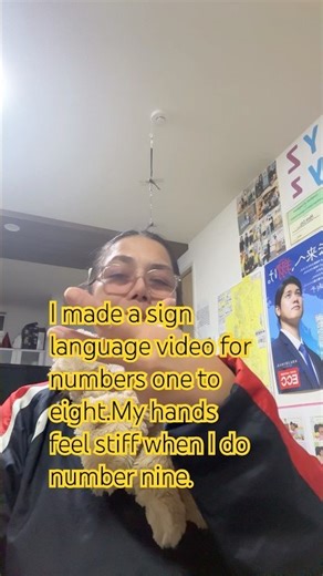 First time practicing sign language numbers 1 to 8. #signlanguage #jsl