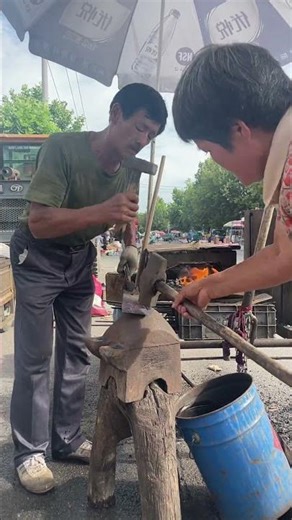 Hand-Forged: Old Craftsmanship & Blacksmith Spirit