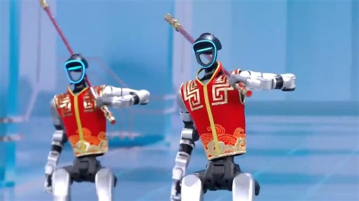 Real-Life Terminators – Chinese-Made Humanoid Robots Blow Everyone Away with Kung Fu Exhibition
