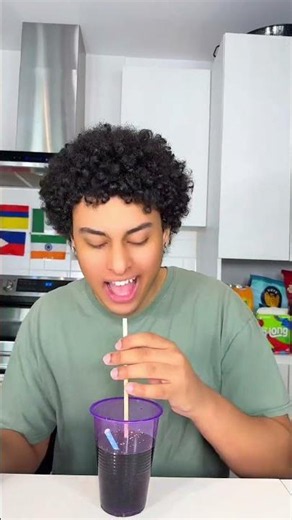 I found the biggest straw 🥤😂