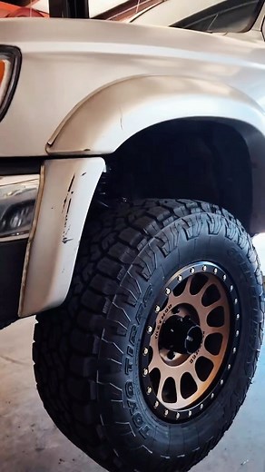 Oldie but a goodie! ‼️ Today we feature a 2000 Toyota 4Runner SR5. Equipped with a 3” @roughcountry lift but swapped out the shocks for @bilsteinus. Also mounted some 17” @methodracewheels MR305 in bronze wrapped with 285/70 @toyotires Open Country. #OBS #Toyota #4Runner #SR5 #methodracewheels #toyoopencountry #bilstein #offroad #yotamafia #4runnernation #CTMcustoms | CTM Customs | Facebook