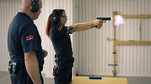 19K views · 242 reactions | Se vår serie Bakom uniformen där Rosanna testar olika yrken på Securitas. | Securitas Sverige | Facebook