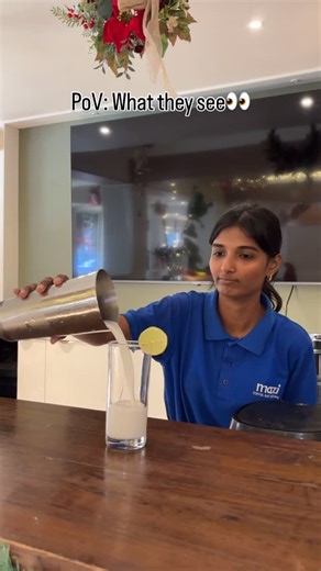 Varsha Makwana on Instagram: "We’re still working…!🤝#workworkworkworkwork #workoutmotivation"