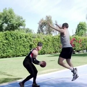 284K views · 4.7K reactions | NBA is Back 藍 Which player you hype to see most ? Download the EA SPORTS NBA LIVE MOBILE app: bit.ly/MaxIsNicee1  #EAambassador | Maxisnicee | Facebook