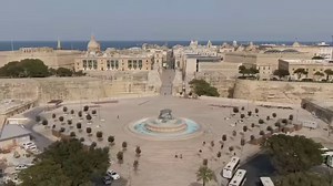 117K views · 1.4K reactions | This morning's empty streets! Malta’s capital city Valletta has become a ghost town! ❤️  www.instagram.com/victorabela/ | Malta Weather | Facebook