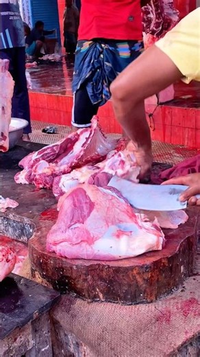 Beef Cutting Techniques: Step-by-Step Tutorial #meatlovers​, #bbqbeef​, #steaklovers​, #meatprep​,