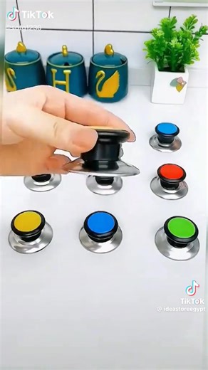 عندك غطا حلة ومقبضه ضايع مش عارفة تمسكيه؟ المقبض اتخلع وعاملك مشكلة 🤔 جبنالك الحل 🙈 https://y-needs.shop/step/maqbad-ghta2-el-7alla/ مقبض غطاء حلة لأي غطاء بايظ عندك وكمان ممكن يستخدم كمقبض للدرج او للباب او لدرفة المطبخ المقبض خامته قوية وبيستحمل الحرارة وبيتركب بمسمار معاه بمنتهي السهوله ❤✨ https://y-needs.shop/step/maqbad-ghta2-el-7alla/ | Your needs- أحتياجاتك