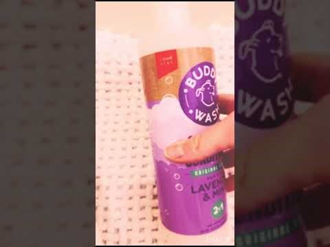 Ways to keep your puppy calm during a bath! #bath #puppy #shampoo #labradoodle 