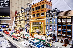 43K views · 111 reactions | A massive LEGO convention is coming to Madison, Wisconsin! BrickUniverse will be in Wisconsin for two day ONLY: June 30 - July 1. The Ultimate LEGO Fan Experience! Buy your tickets ($15) now before they sell out: www.brickuniverse.com/madison | BrickUniverse | Facebook