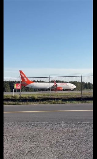 FedEx pilot doesn’t get priority when he is carrying important cargo
