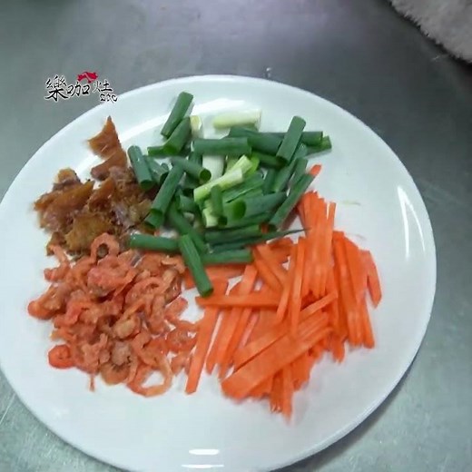 開陽白菜短片 / Stir-Fried Cabbage with Dried Shrimp / キャベツの干し海老炒め