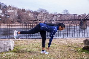 If Hip Pain Is Keeping You From Running, This Is Your Road to Recovery