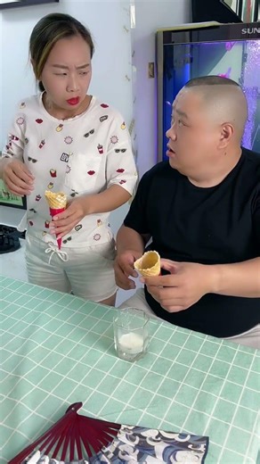 Did the ice cream melt? #Funny #Couple #CoupleHumor