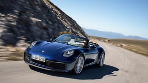 新型ポルシェ911カレラSカブリオレ発表。パフォーマンスはクーペと変わらず、0-100km/h加速はランボルギーニ・ウラカンRWDスパイダーより速く