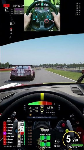 RACING the Porche 911 GT3 CUP at Silverstone in Assetto Corsa Competizione