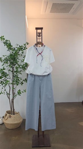 260514 골든 브이넥 반팔티 #fashion