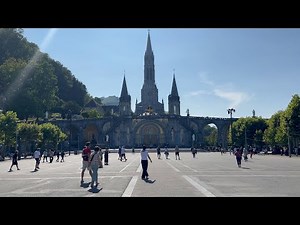 Lourdes Walking Tour 4K 🇫🇷 | Sanctuaires Notre-Dame de Lourdes, Grotto & Basilica | France Travel