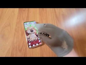 Shark Puppet Plays Talking Ben