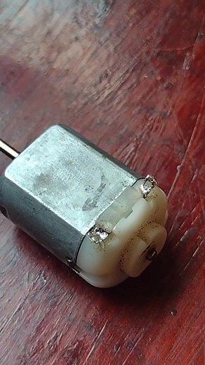 Motor DC con capacitor 😎💯