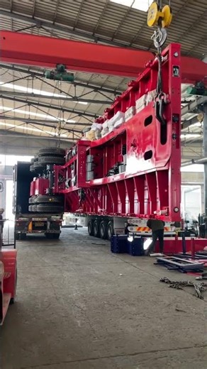 How to fit a whole trailer inside a box. 🚛📦#Logistics #ShippingContainer #Trailer #HowItsMade