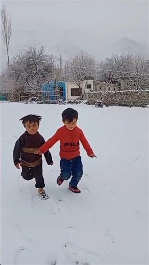 children playing in #snowfall#love #nature #ali #beautiful#Gilgit-Baltistan##