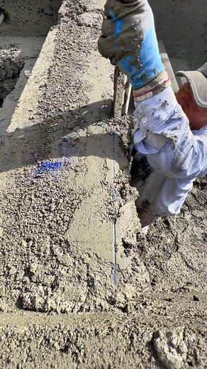 Mesmerizing Concrete Cutting in California Pool by Pro Builder