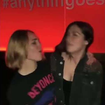 Isabelle Fuhrman and Anna Sophie robb dancing