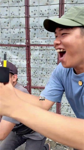 Petugas Pos Ketahuan Tertidur Sehingga Palang Pintu Telat Menutup #palangpintukeretaapi