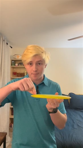 Broden Barlow on Instagram: "Why do hyzers flip? I thought about this disc golf physics question was for years without knowing the answer. With a knee injury and time on my hands, I decided to do some research and figure it out! I think it’s pretty cool. What should I do next? #discgolf #discgolfdaily #discgolfeveryday #discgolfer #discgolfphysics"