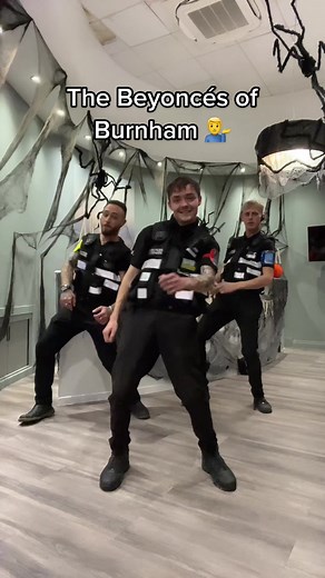 Security Takes on the Cuff It Challenge in Burnham-On-Sea