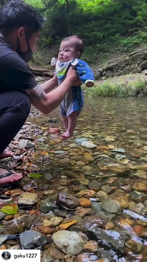 冷たくてびっくり😳 #今日のわが子 #赤ちゃんのいる生活 #おもしろ動画 #癒しの子ども #赤ちゃんおもしろ動画 #ベビママライフ