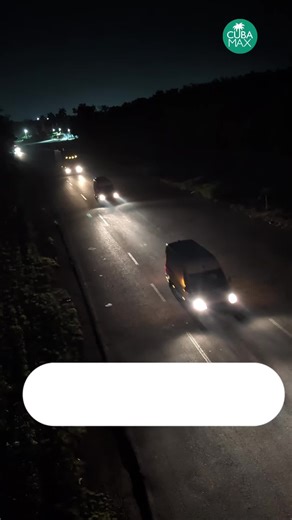 Después de días de trabajo organizando cada envío, nuestras cargas ya van en camino hacia diferentes provincias del país. 🚛 Sabemos cuánto significa cada paquete para las familias que esperan en Cuba, y por eso nuestro equipo sigue trabajando con el mismo compromiso de siempre: hacer que cada entrega llegue a su destino. Gracias por la confianza y la paciencia durante estos días. Cubamax sigue firme para ustedes. 📲 (305) 512-0303 💻 www.cubamax.com 📱 App: Cubamax 📍 4380 W 12th Ave Hialeah Fl