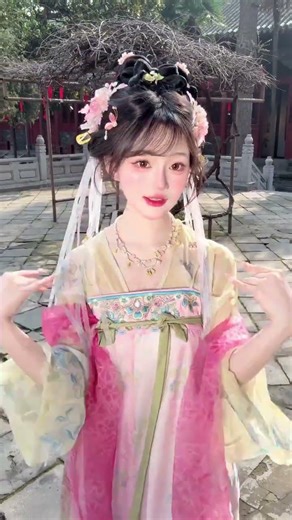 Master Tang Dynasty Makeup: Step-by-Step Guide to Ancient Elegance