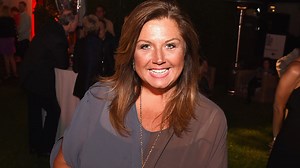 'Dance Moms' Abby Lee Miller Walks Again, Watch The Video Here!