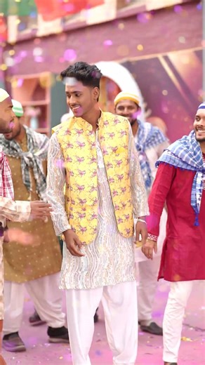 ঘরে ঘরে আজ খুশির চাঁদ উঠেছে | Eid Mubarak ‪@KONAsinger‬ ‪@AKASSHSEN‬ #shortsvideo #shortsviral