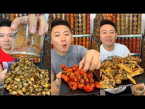 MUKBANG EATING ASMR CANNED SEAFOOD (CRAWFISH. KING CRAB. SHRIMP. LIVE OCTOPUS. LOBSTER TAIL OYSTER )