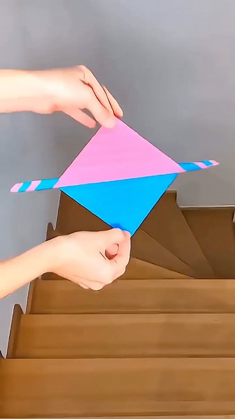 How to make Paper Spinning Toy | Simple Paper Spinner #papirfly #papercraft #paper #shortvideo