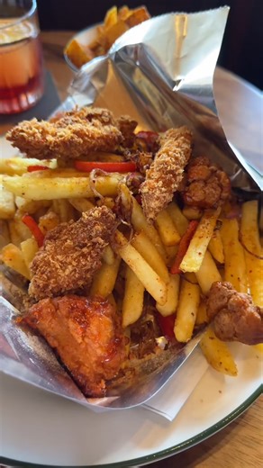 13K views · 126 reactions | Come with us to try Fremantle's brand new Irish pub...  Mons O'Shea, 6 South Terrace, Fremantle | Perth is OK | Facebook