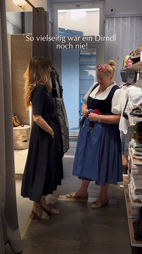 Münchner Manufaktur Dirndl & Tracht on Instagram: "Ich habe lange überlegt, wen ich einladen soll, um euch unsere neuen Dirndl zu zeigen. Und dann habe ich gemerkt – wir haben doch so eine wunderbare Community - @wienerplatzliebe ! Also haben wir heute gemeinsam für Julia ihr allererstes Dirndl ausgesucht. Und das ist wirklich eine Premiere, denn Julia von @dressingroom_muc hatte bisher noch keines. Am meisten hat sie sich in ein schwarzes trachtiges Kleid verliebt – so besonders und gleichzeit