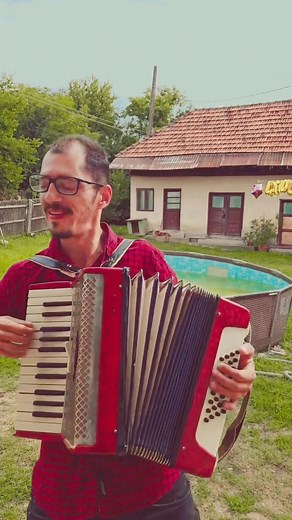 In statie la Lizeanu | Remus Dîmboviceanu