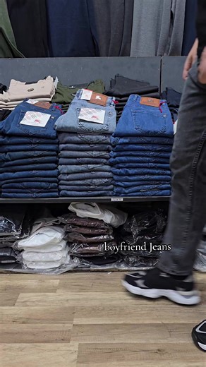 Stylish Boyfriend Jeans Outfits Inspiration