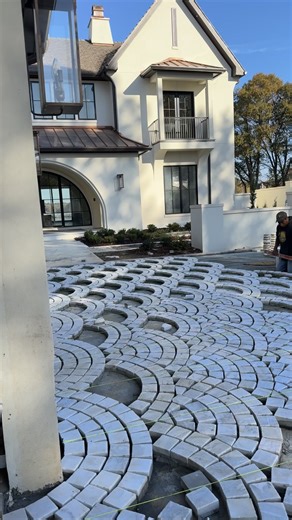 We’re a huge fan of this fan pattern which we designed and developed using hand selected blocks from portugal to achieve a proper old world look. Its been a pleasure watching the crew lay these via template to create this driveway art. • • • Follow for more builds -> @filhausluxurydesign • • • #architecturelovers #architizer #architecture_best #architecture_magazine #architecture_lovers #architektura #architecturedaily #architecte #architektu #drivewaygoals #drivewaydesign #milliondollarslisting