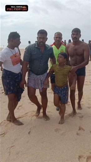 Sea waves sweep away 2 children